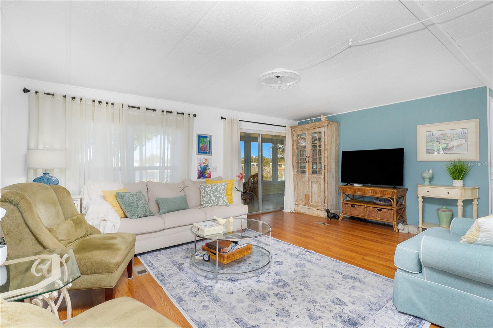 HOL MOB ESTATES 3RD ADD - Residential