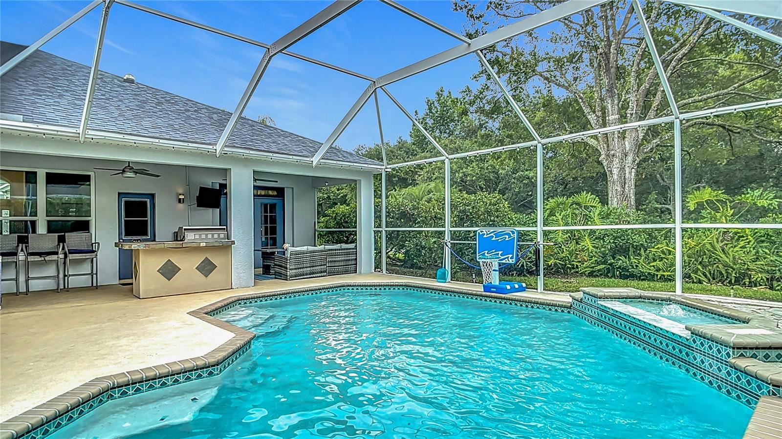 CHEVAL WEST-VLG ONE - Residential