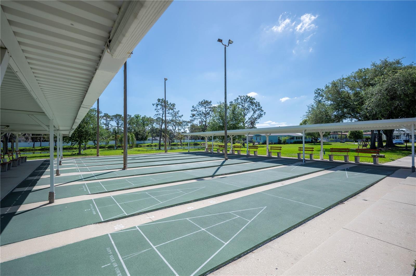 COLONNADES PH 02 - Residential