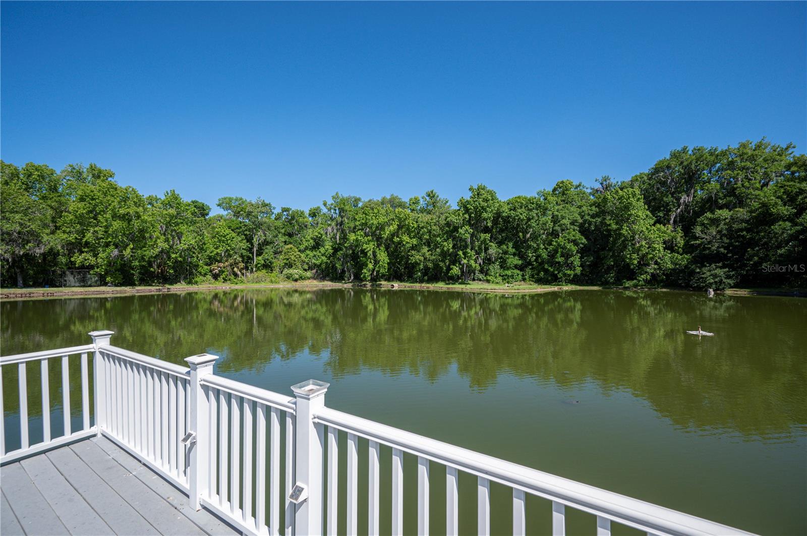 COLONNADES PH 02 - Residential