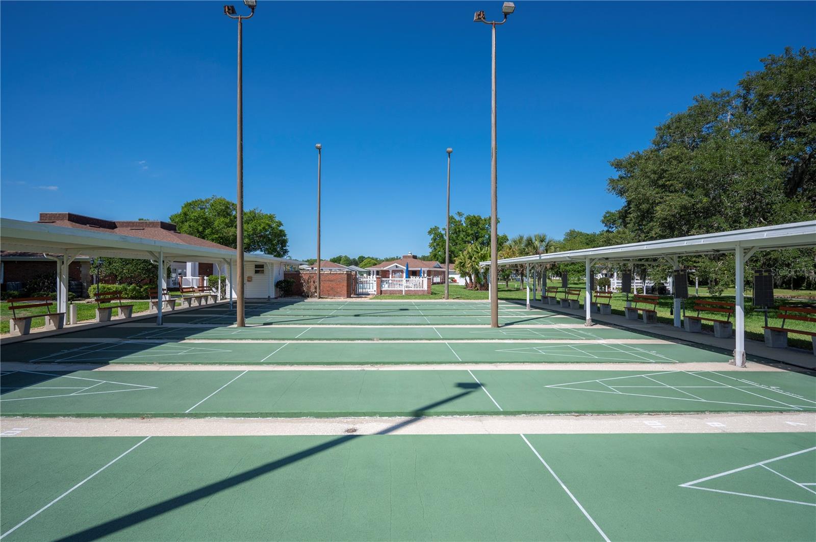 COLONNADES PH 02 - Residential