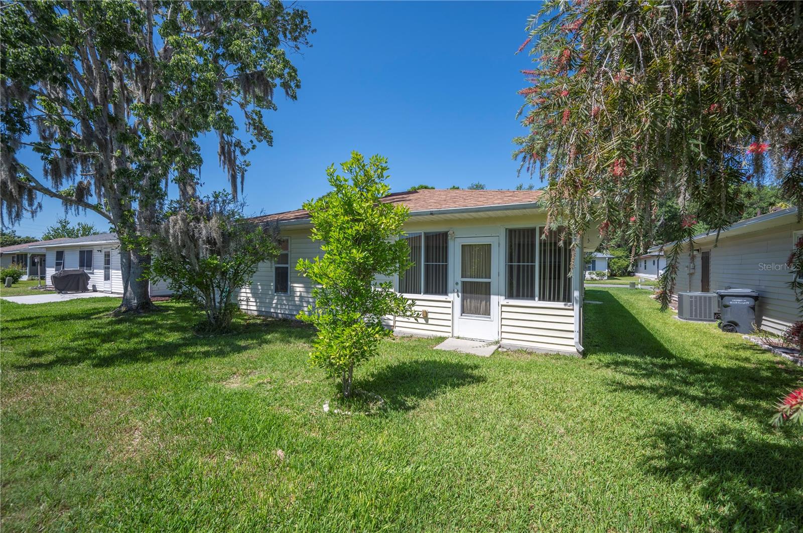 COLONNADES PH 02 - Residential