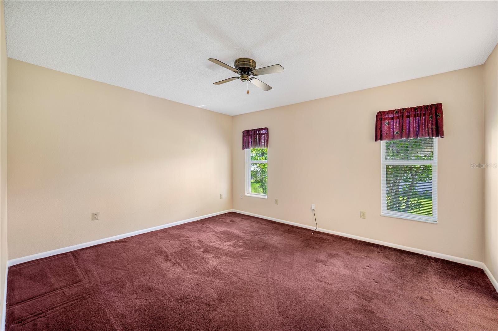 COLONNADES PH 02 - Residential