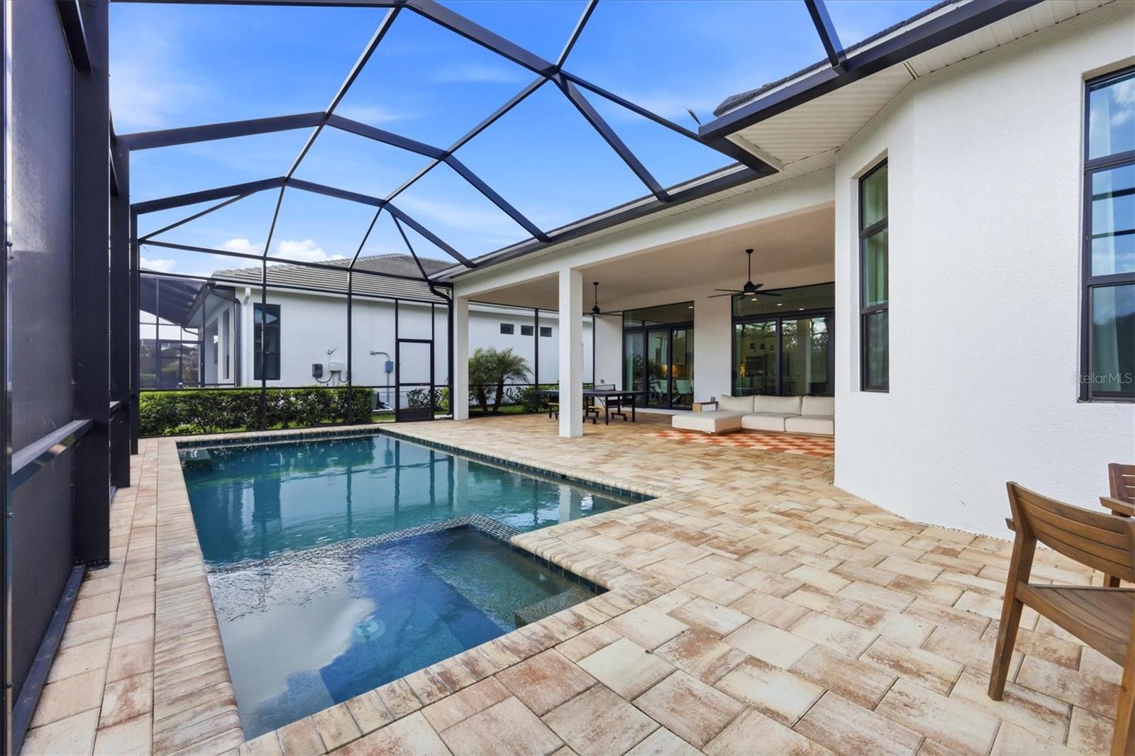 ARTISTRY SARASOTA - Residential