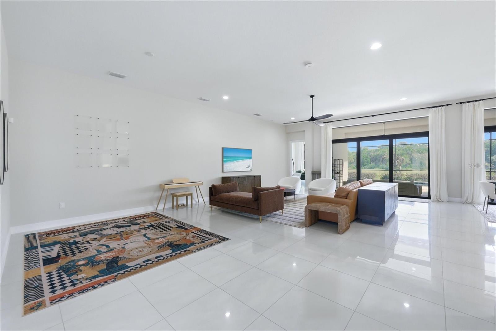 ARTISTRY SARASOTA - Residential