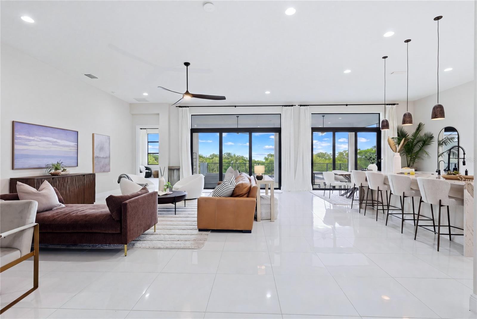 ARTISTRY SARASOTA - Residential