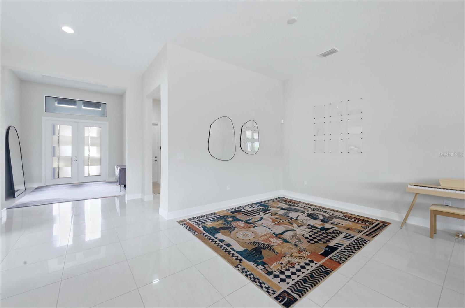 ARTISTRY SARASOTA - Residential