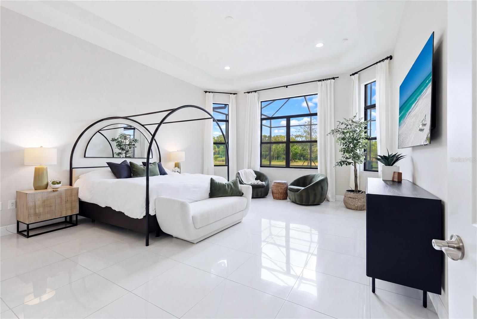 ARTISTRY SARASOTA - Residential