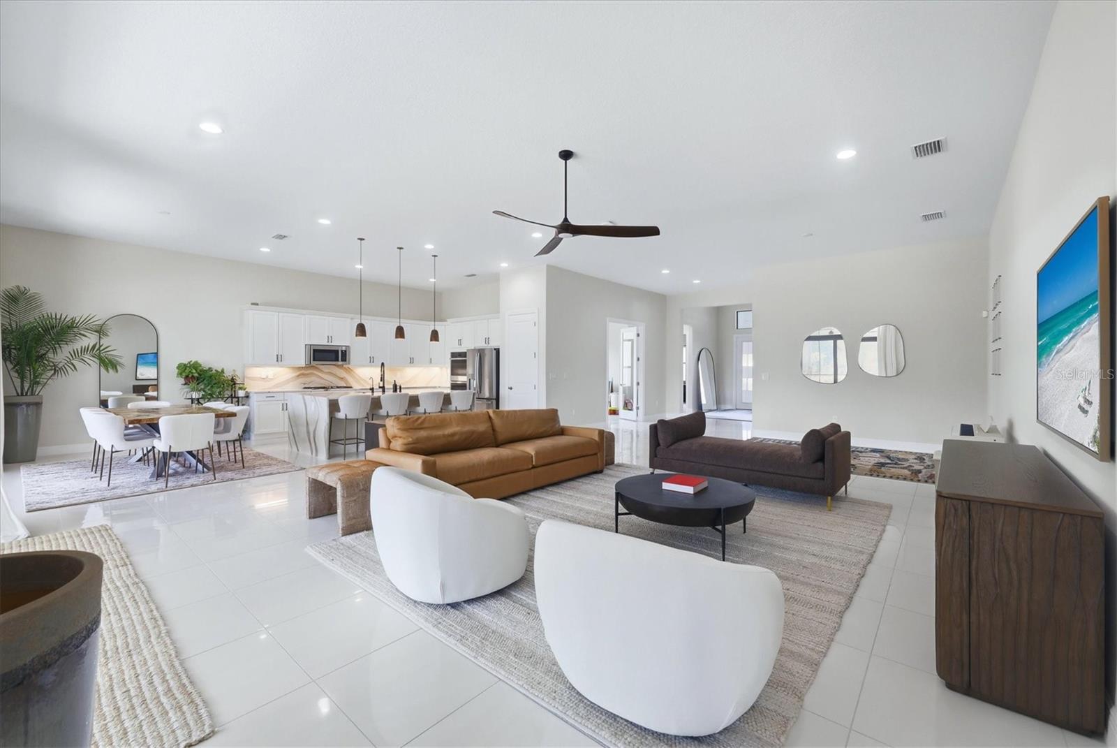 ARTISTRY SARASOTA - Residential