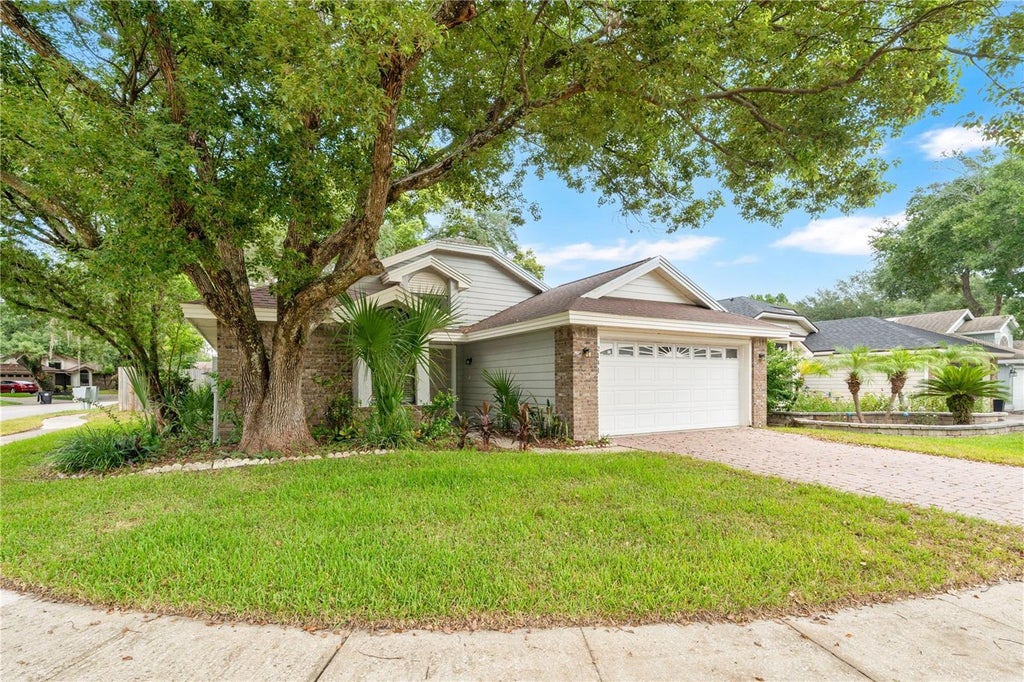 Photo of 2141 Wekiwa Oaks Drive, Apopka, FL 32703 (MLS # O6437190)