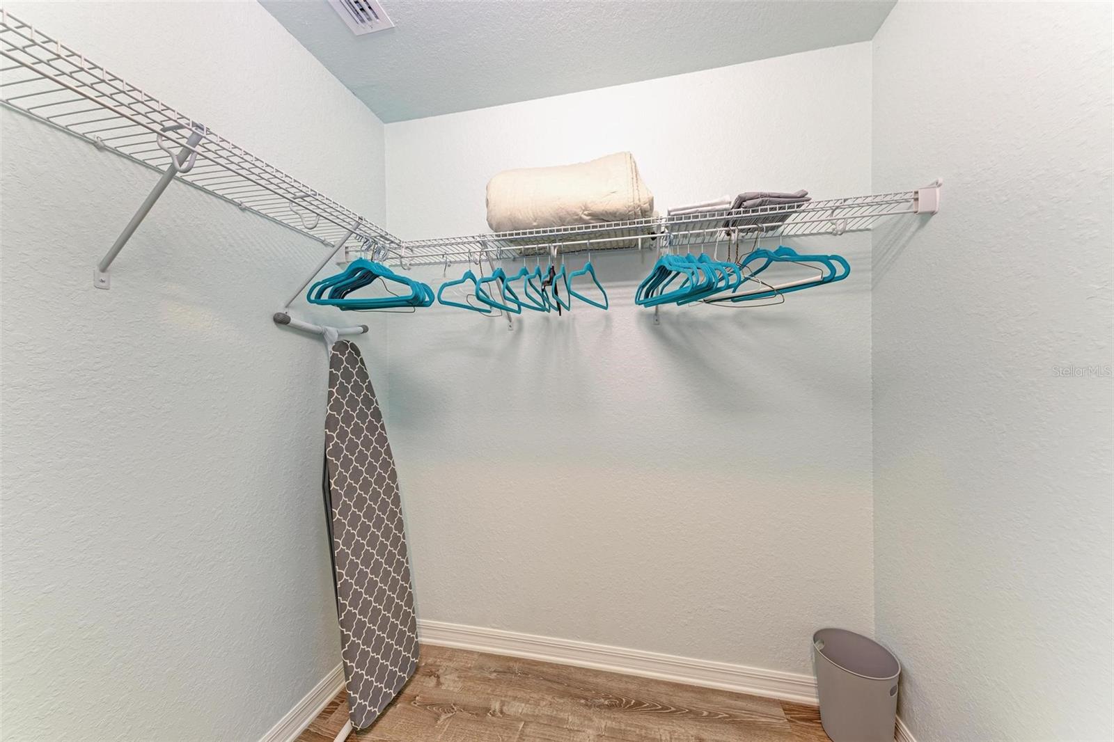 LAKEWOOD NATIONAL UNIT 104 VERANDA II - Residential