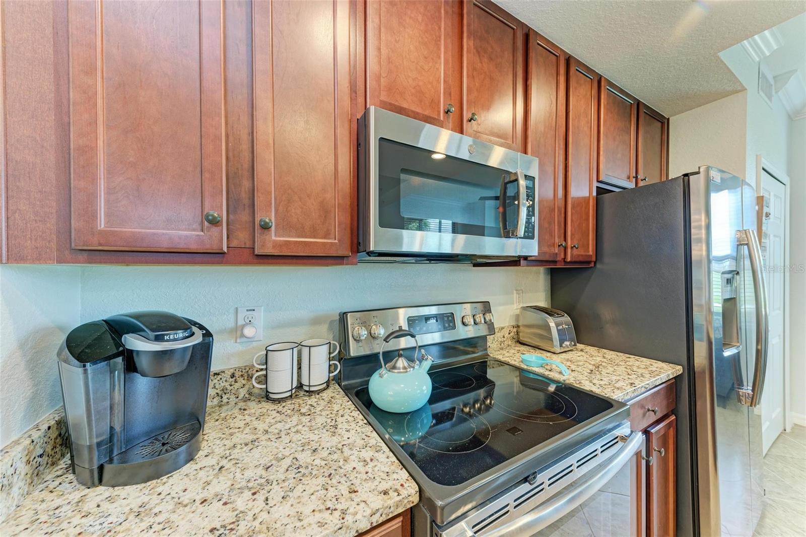 LAKEWOOD NATIONAL UNIT 104 VERANDA II - Residential