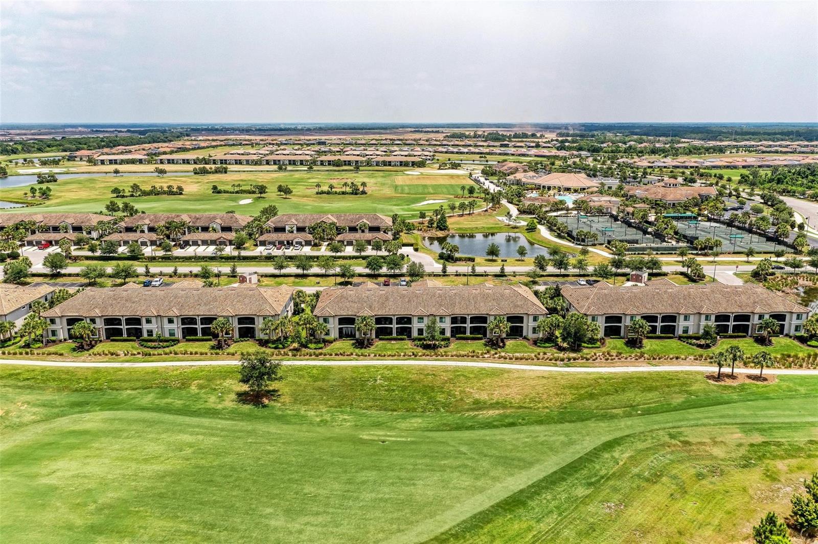 LAKEWOOD NATIONAL UNIT 104 VERANDA II - Residential