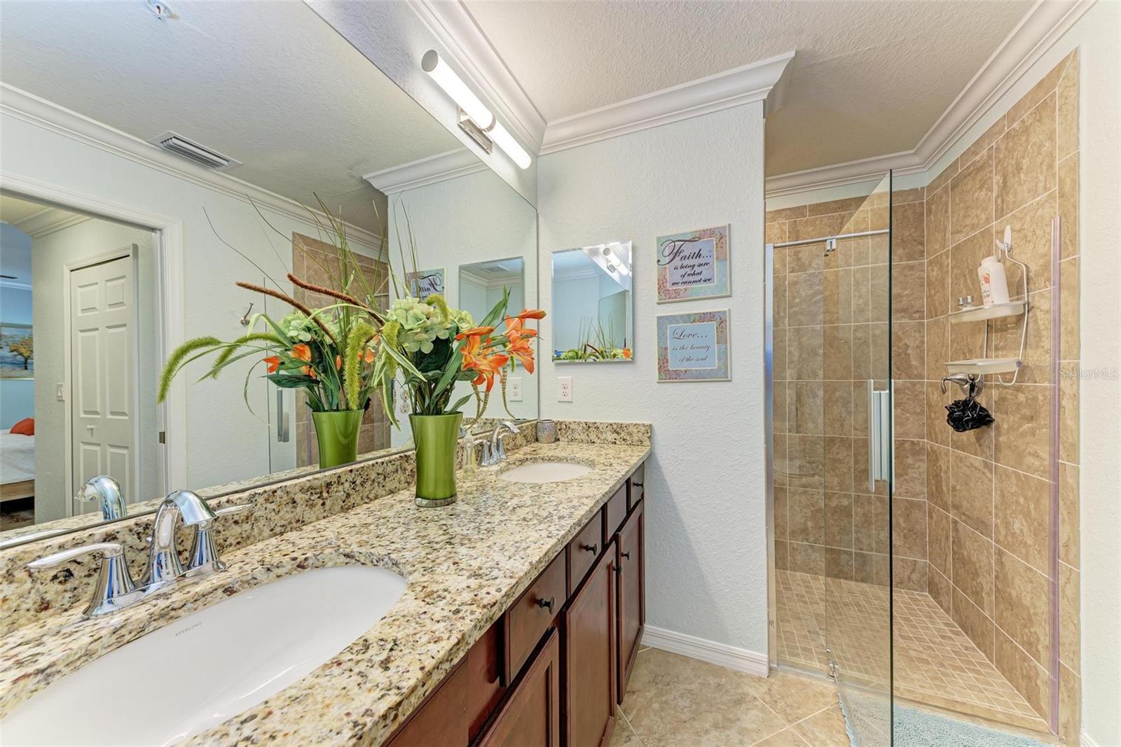 LAKEWOOD NATIONAL UNIT 104 VERANDA II - Residential