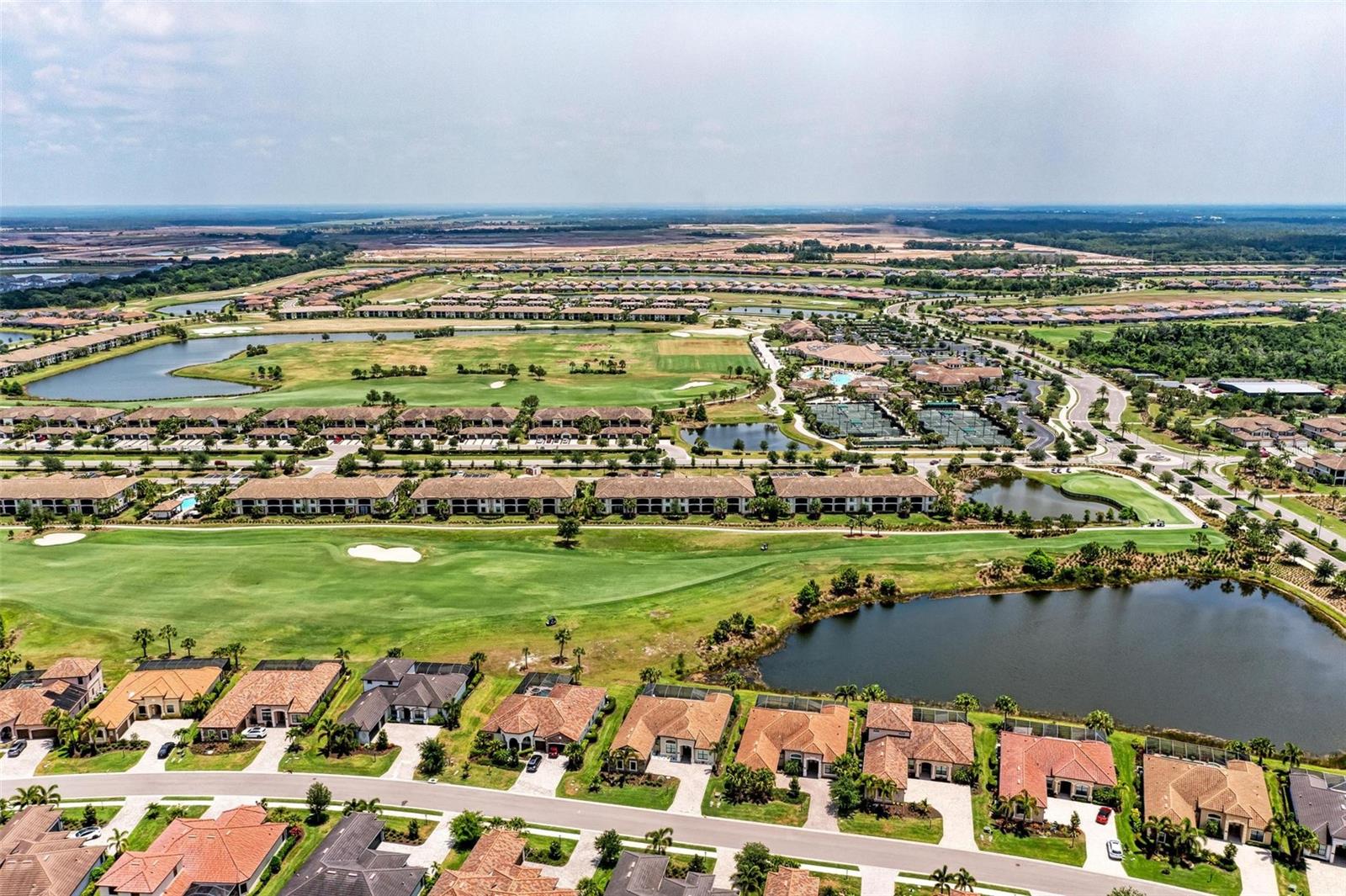 LAKEWOOD NATIONAL UNIT 104 VERANDA II - Residential