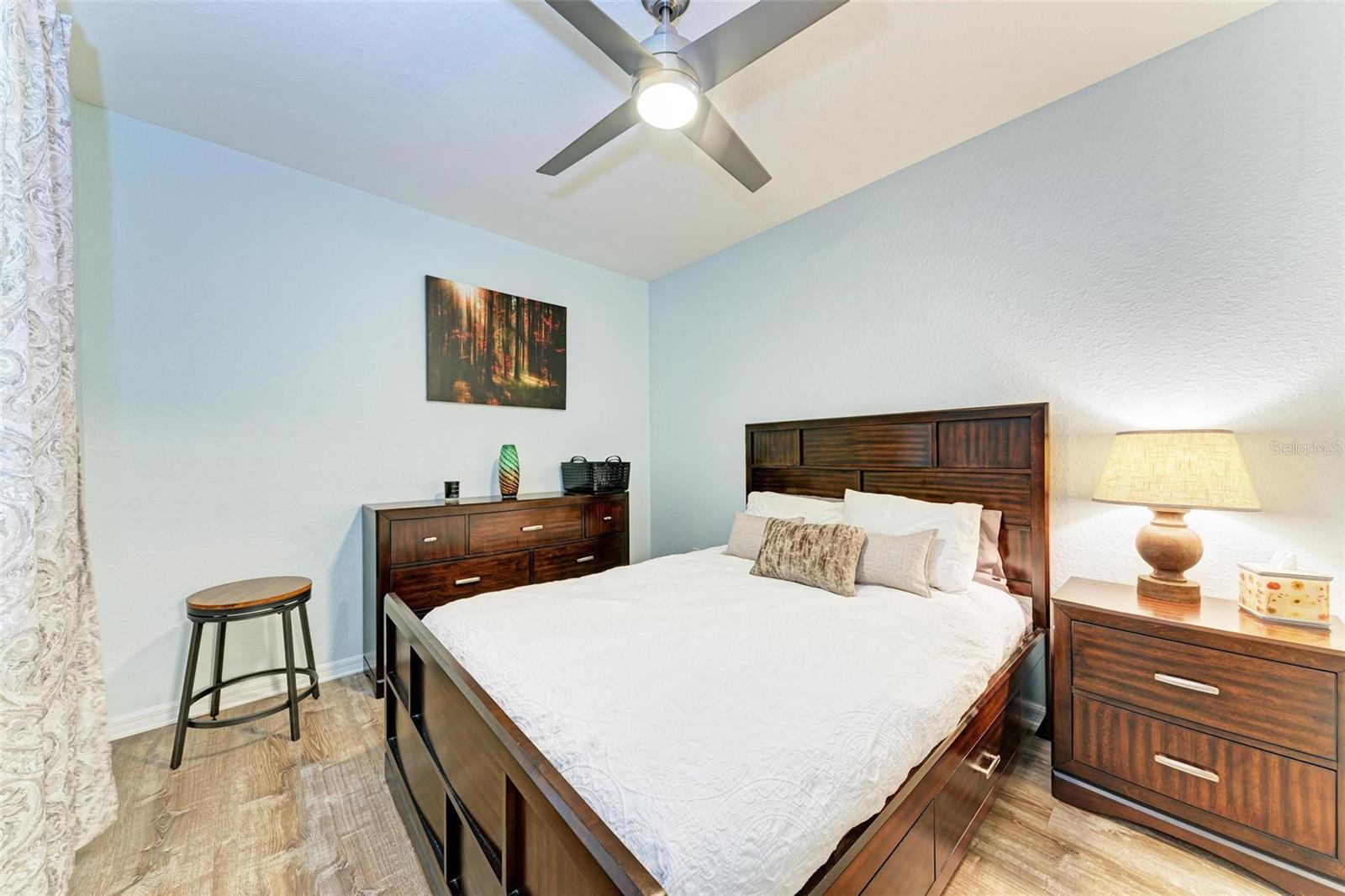 LAKEWOOD NATIONAL UNIT 104 VERANDA II - Residential