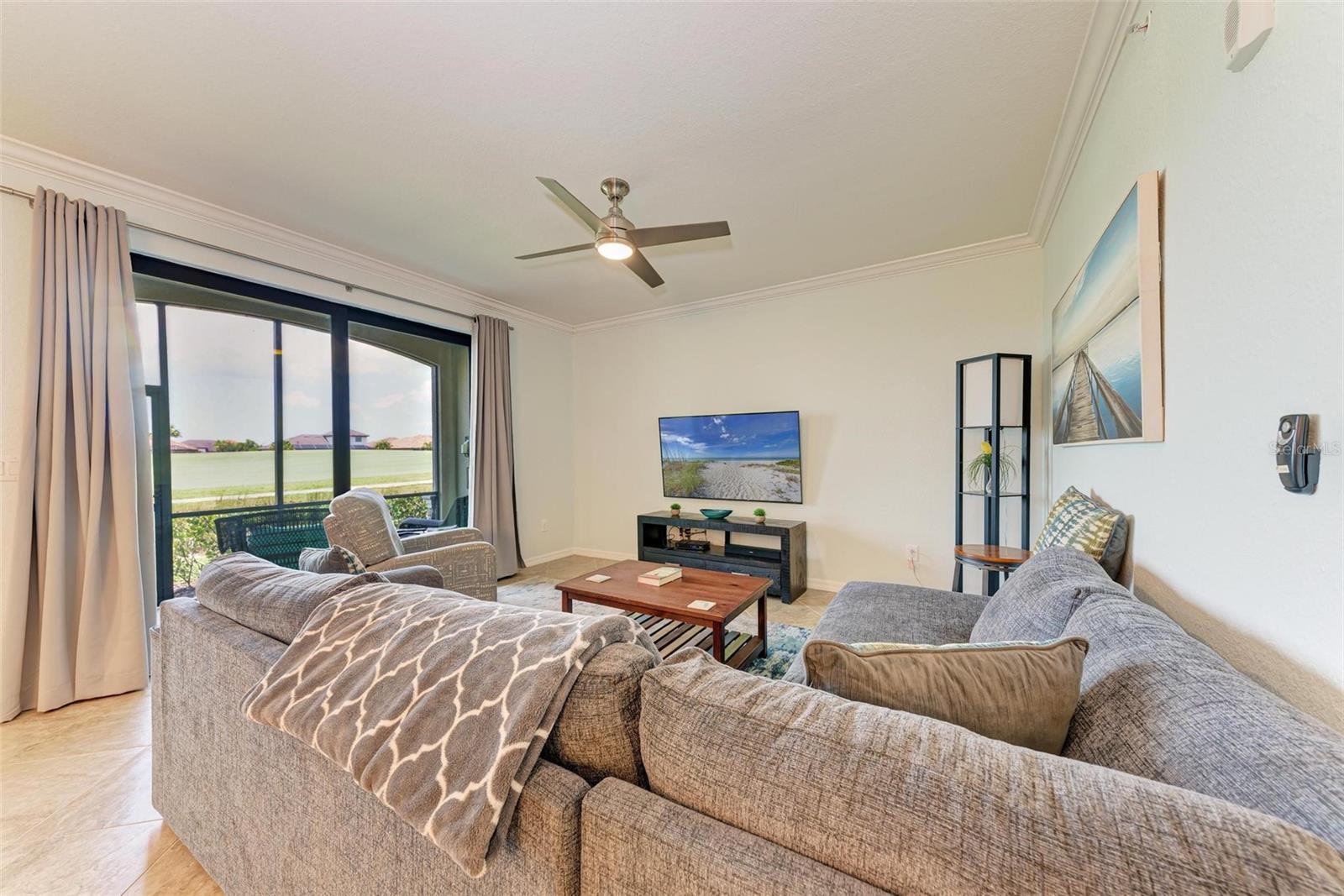 LAKEWOOD NATIONAL UNIT 104 VERANDA II - Residential