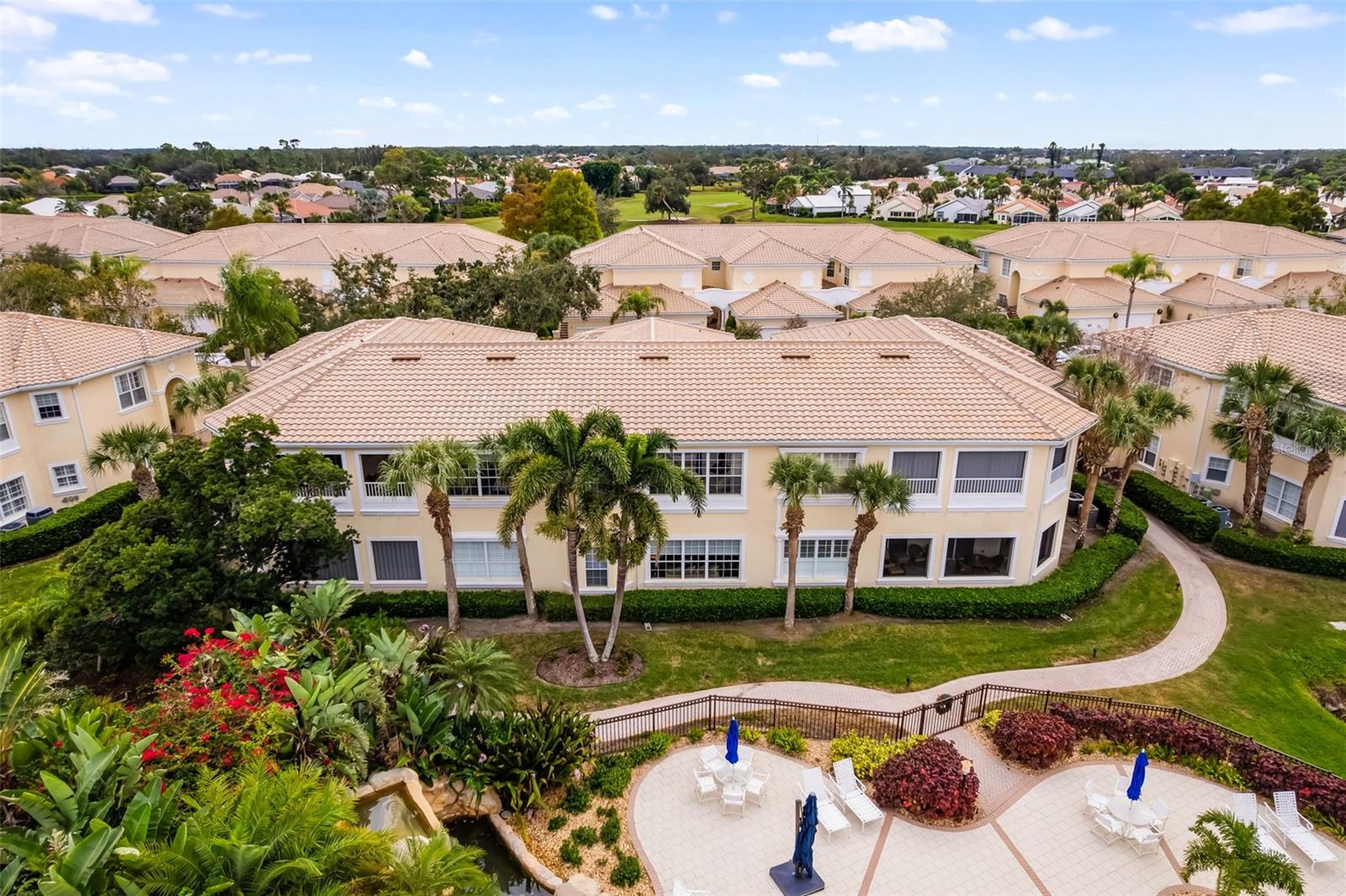 TRIANO - Residential