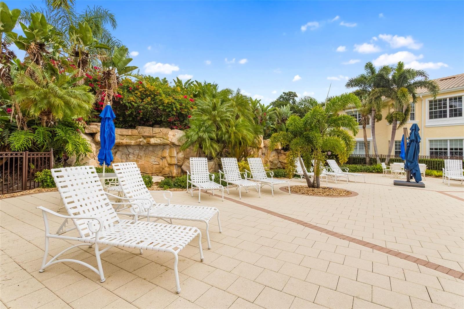 TRIANO - Residential