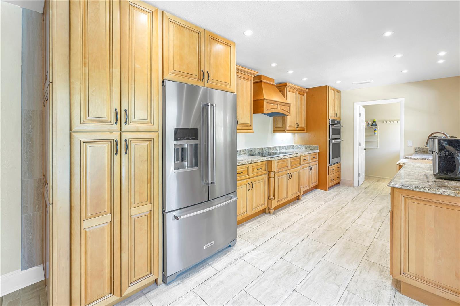 SIESTA BEACH - Residential