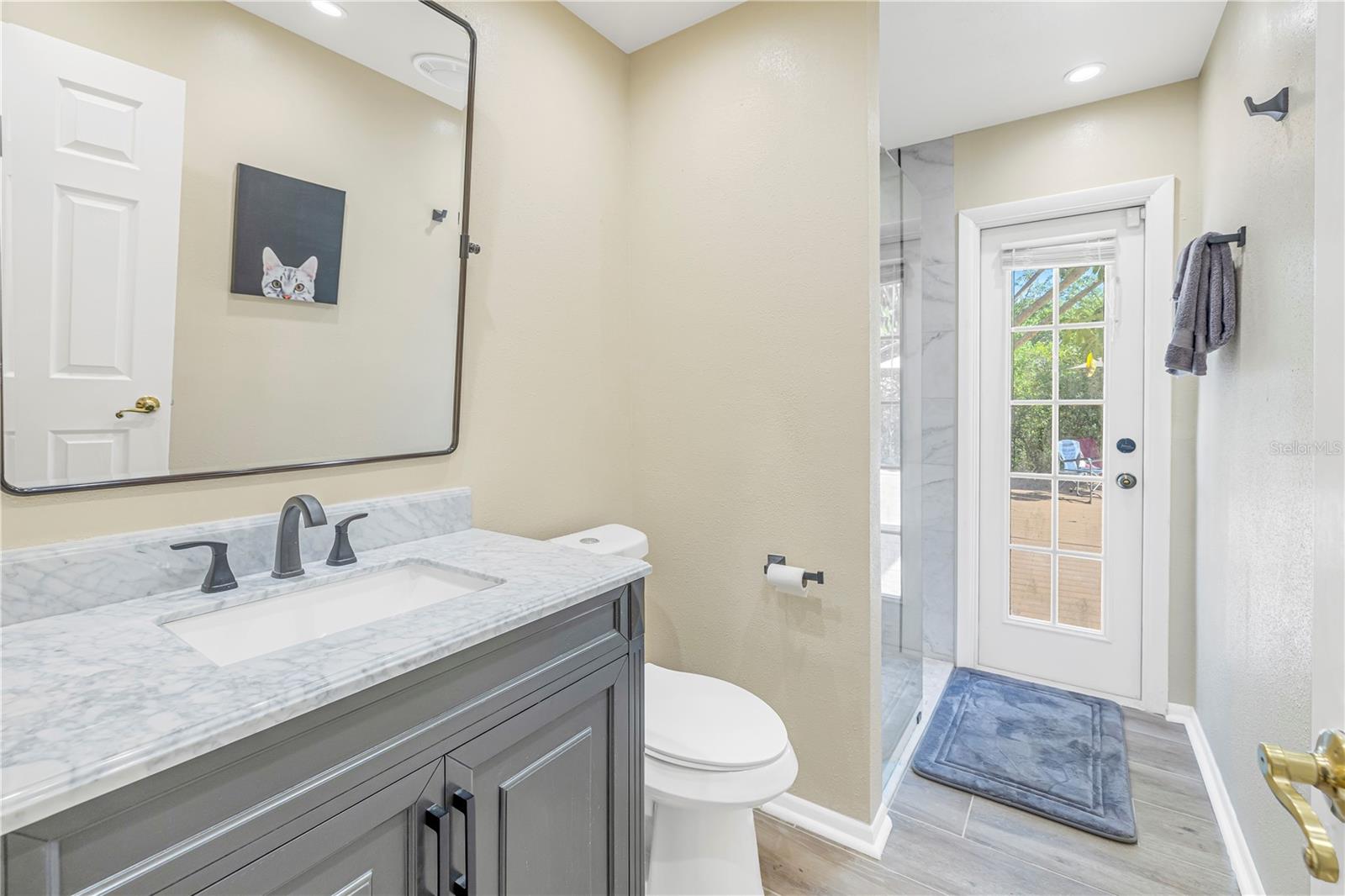 SIESTA BEACH - Residential