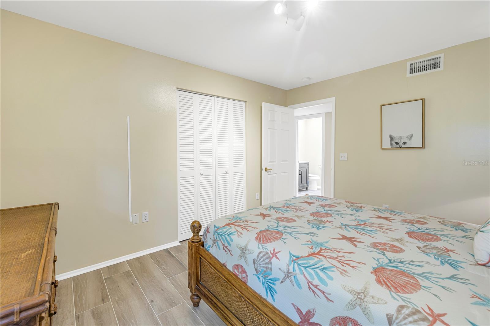 SIESTA BEACH - Residential