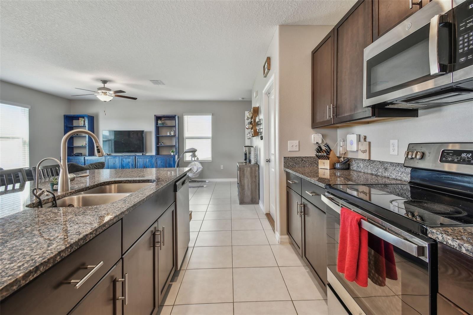 TRIPLE CRK VILLAGE N & P - Residential Lease