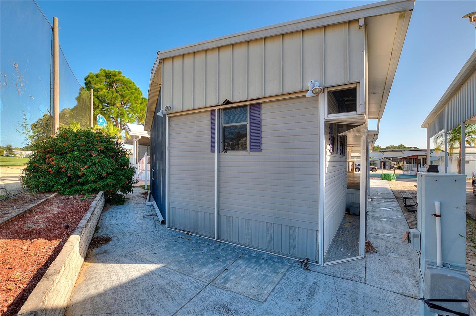 439 PAR PINES BOULEVARD