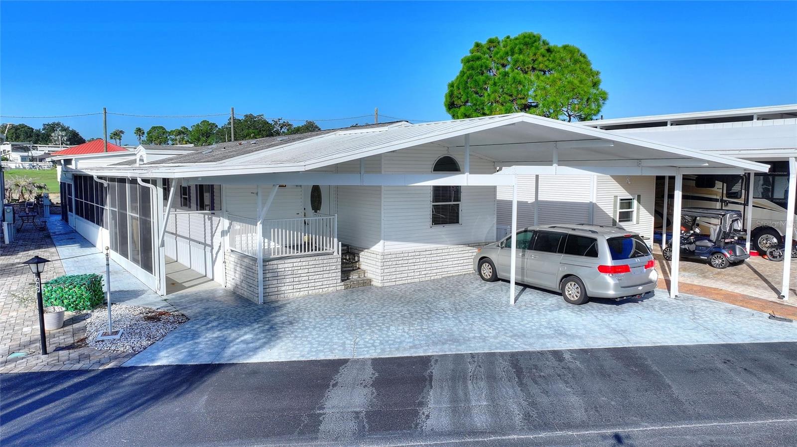 439 PAR PINES BOULEVARD