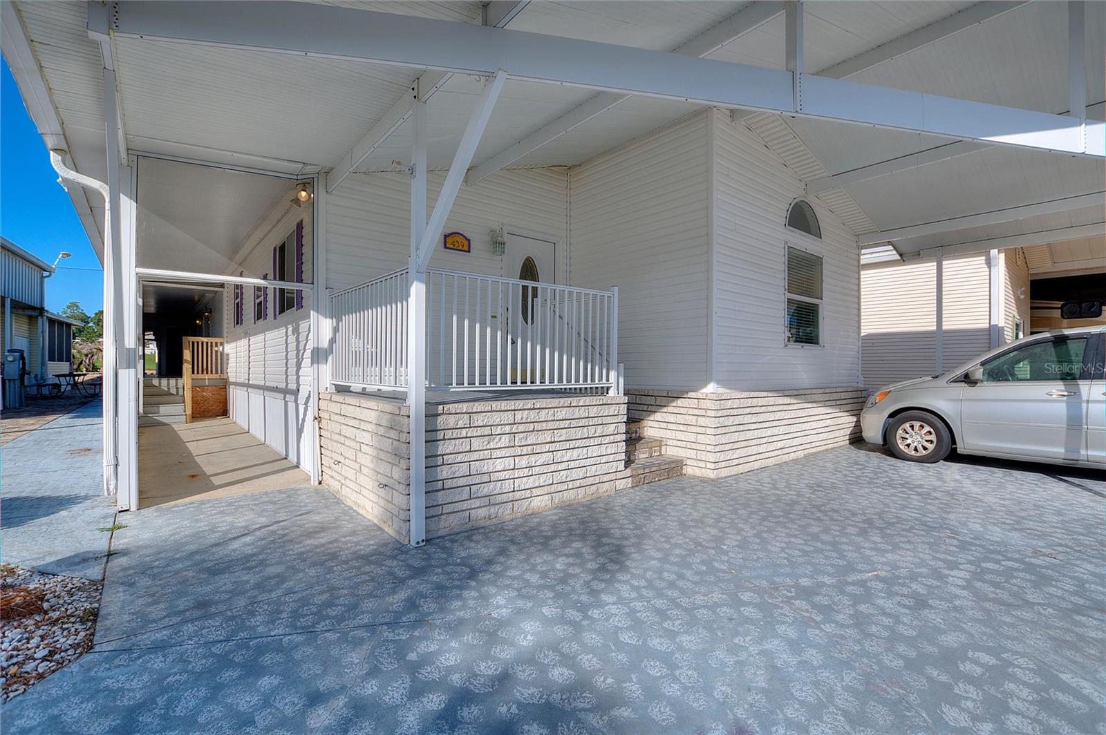 439 PAR PINES BOULEVARD