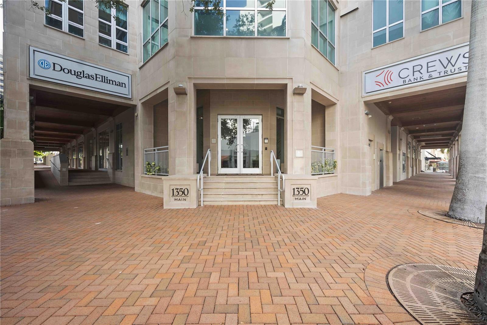 1350 MAIN RESIDENTIAL - Residential