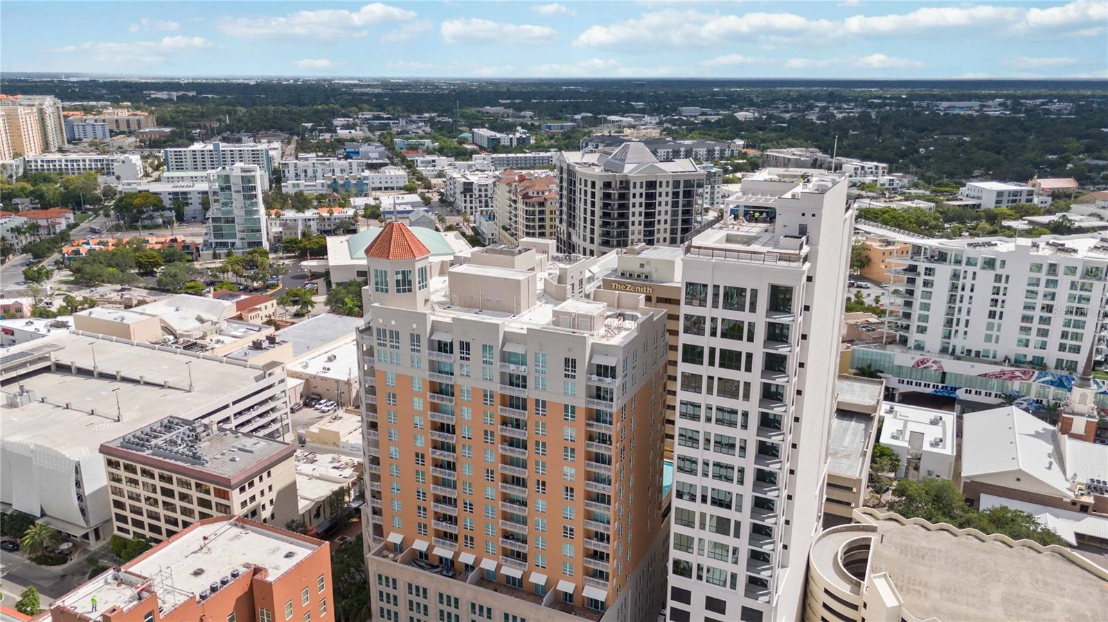 1350 MAIN RESIDENTIAL - Residential