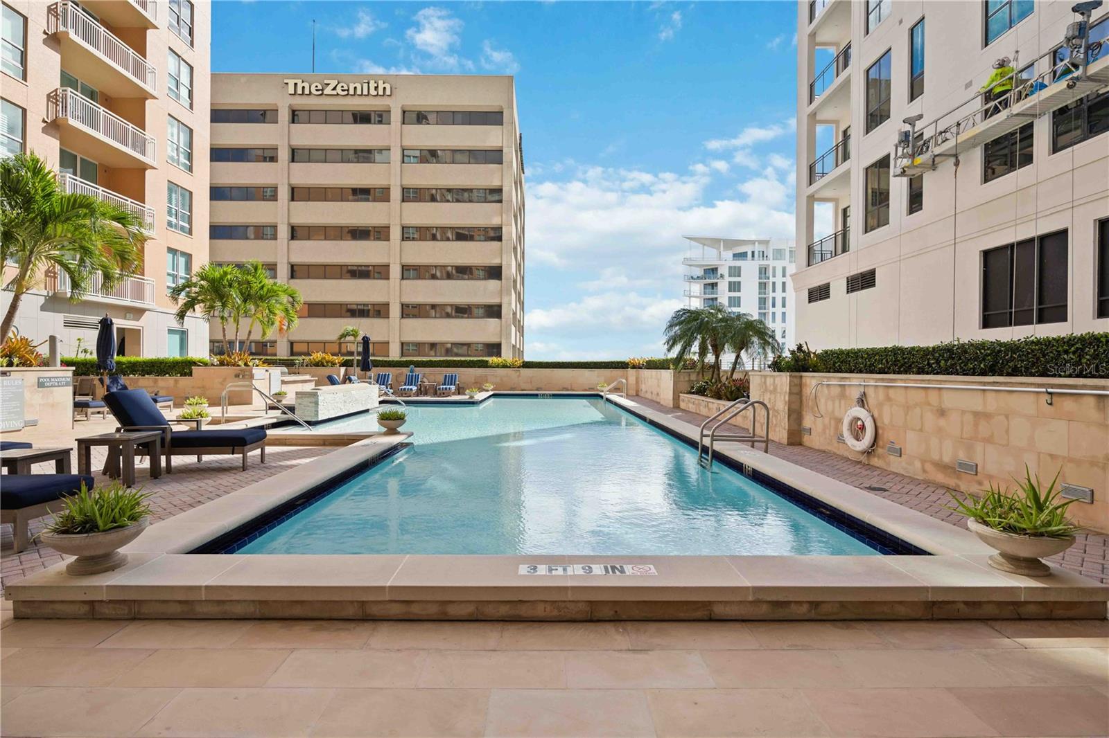 1350 MAIN RESIDENTIAL - Residential