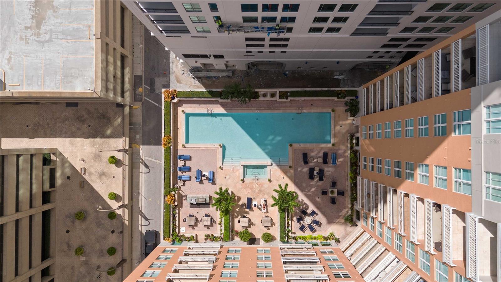 1350 MAIN RESIDENTIAL - Residential