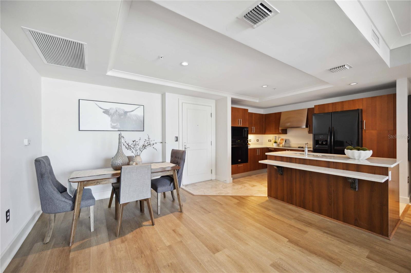 1350 MAIN RESIDENTIAL - Residential