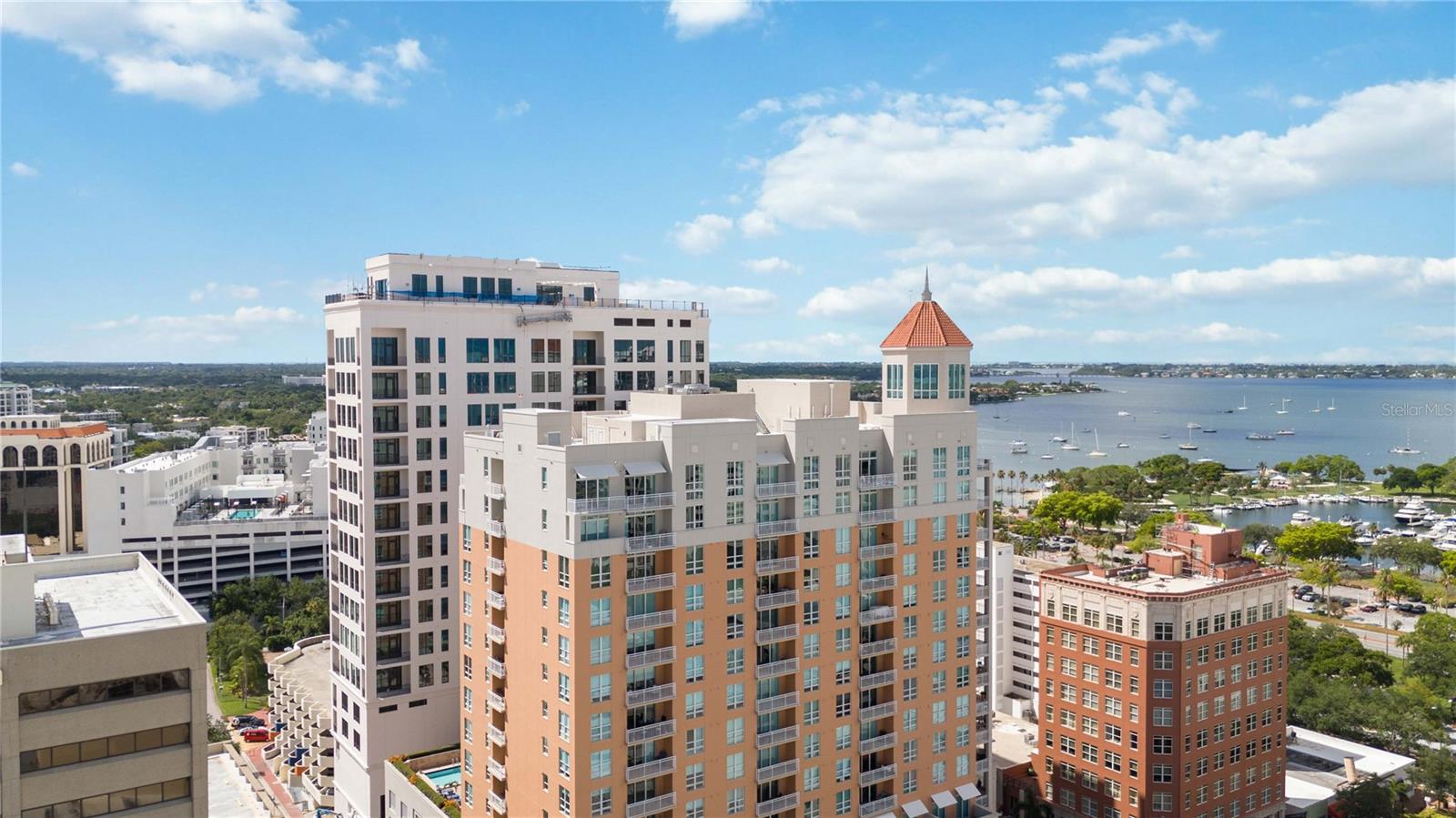 1350 MAIN RESIDENTIAL - Residential