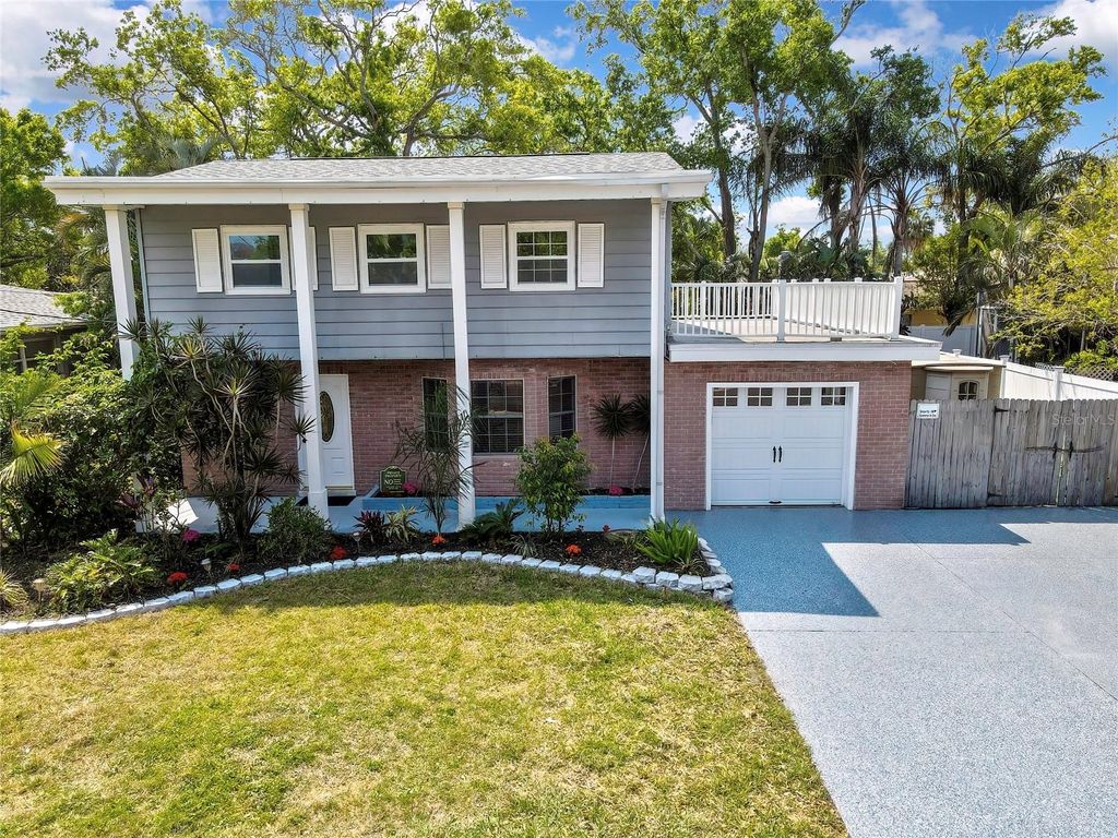 Photo of 8424 Stillbrook Avenue, Tampa, FL 33615 (MLS # TB8486388)