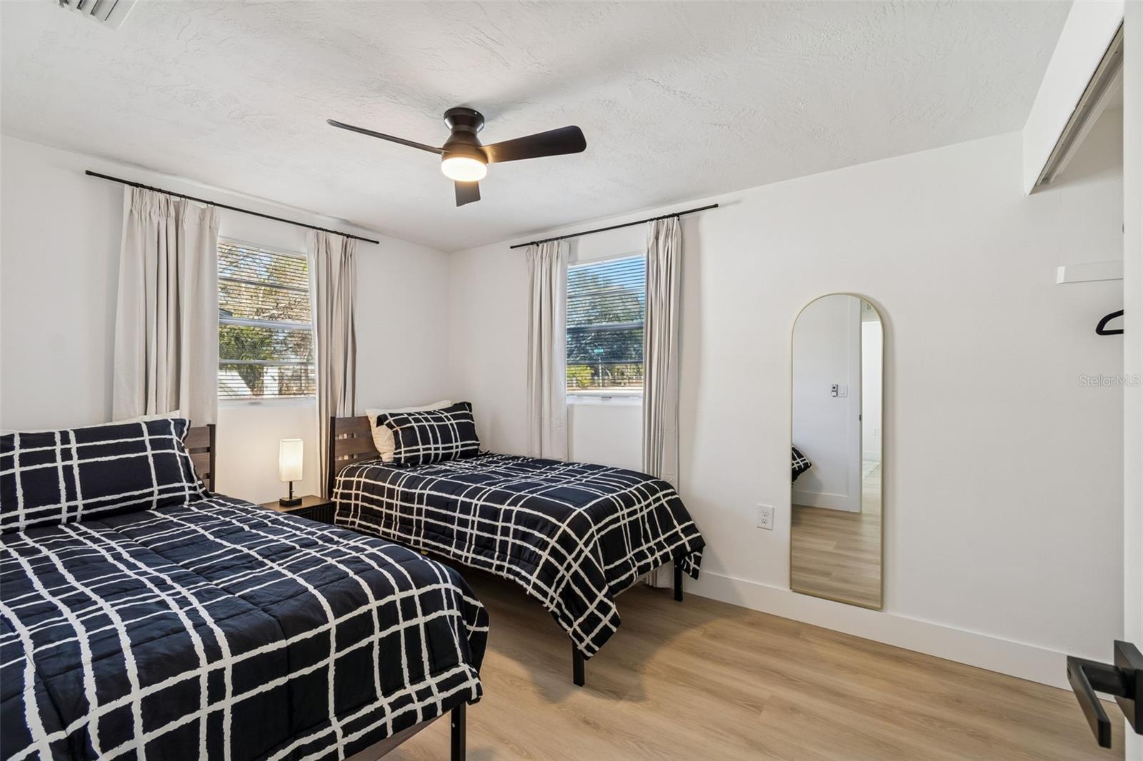RIDGECREST ACRES - Residential Lease