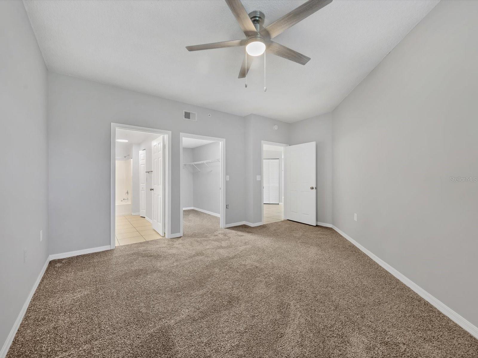 LAS PALMAS OF SARASOTA - Residential Lease