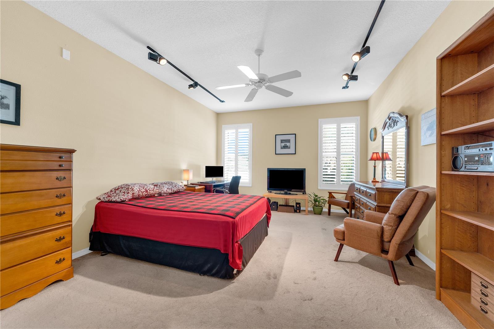 NORTH BAY SEC 04 - Residential