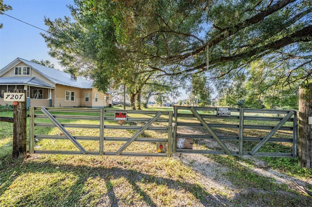 Photo of 7207 Elwood Road, Zephyrhills, FL 33540 (MLS # TB8446889)