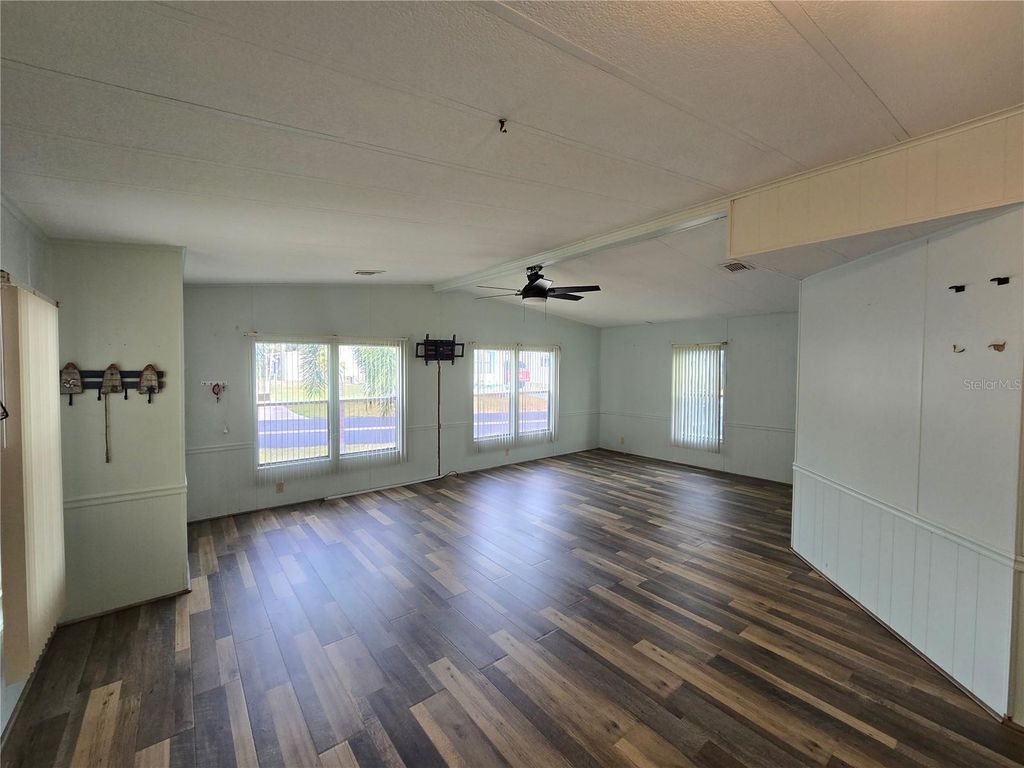 Photo of 3327 Eileen Drive, Ellenton, FL 34222 (MLS # A4682272)