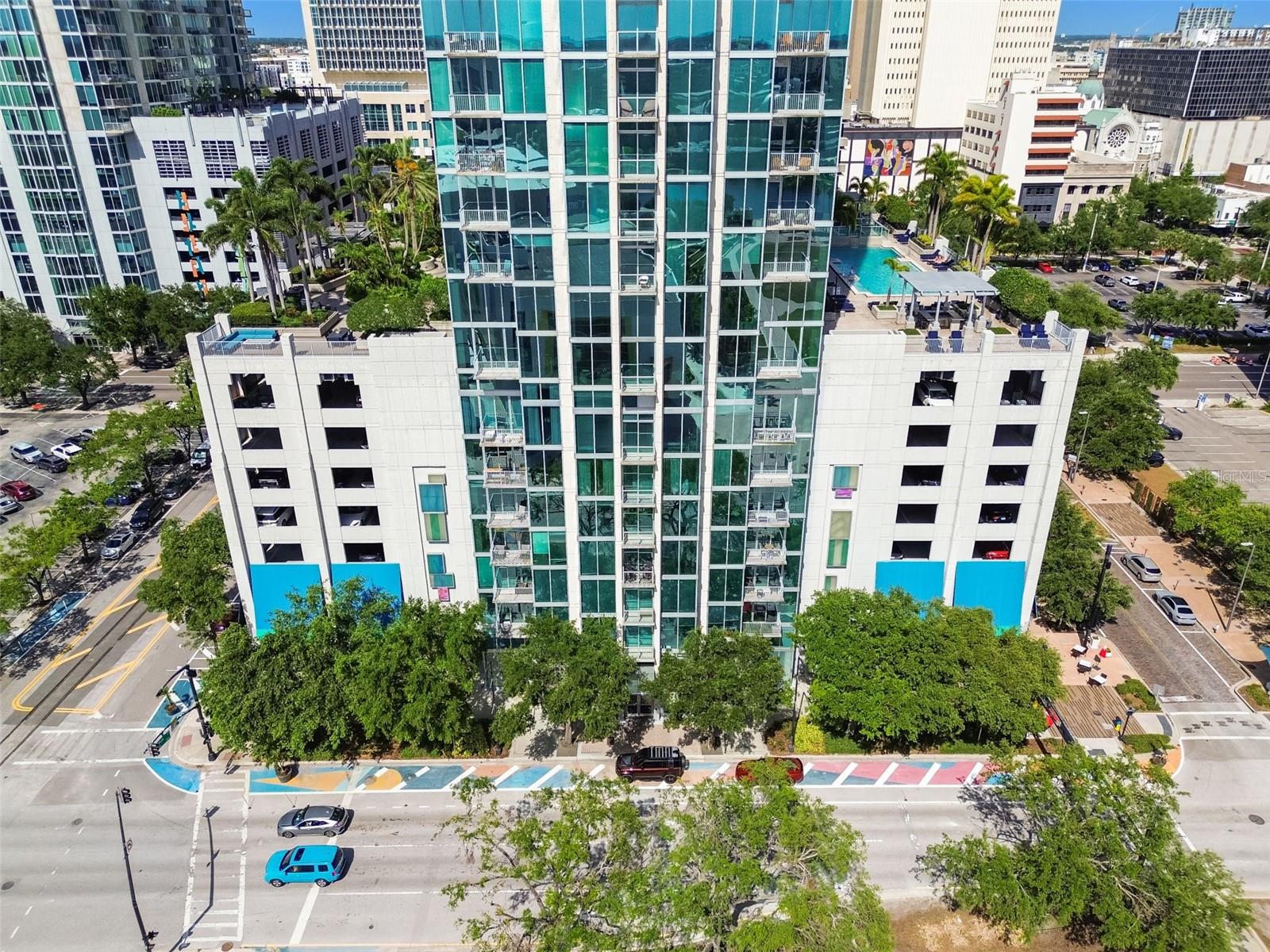 SKYPOINT A CONDO - Residential