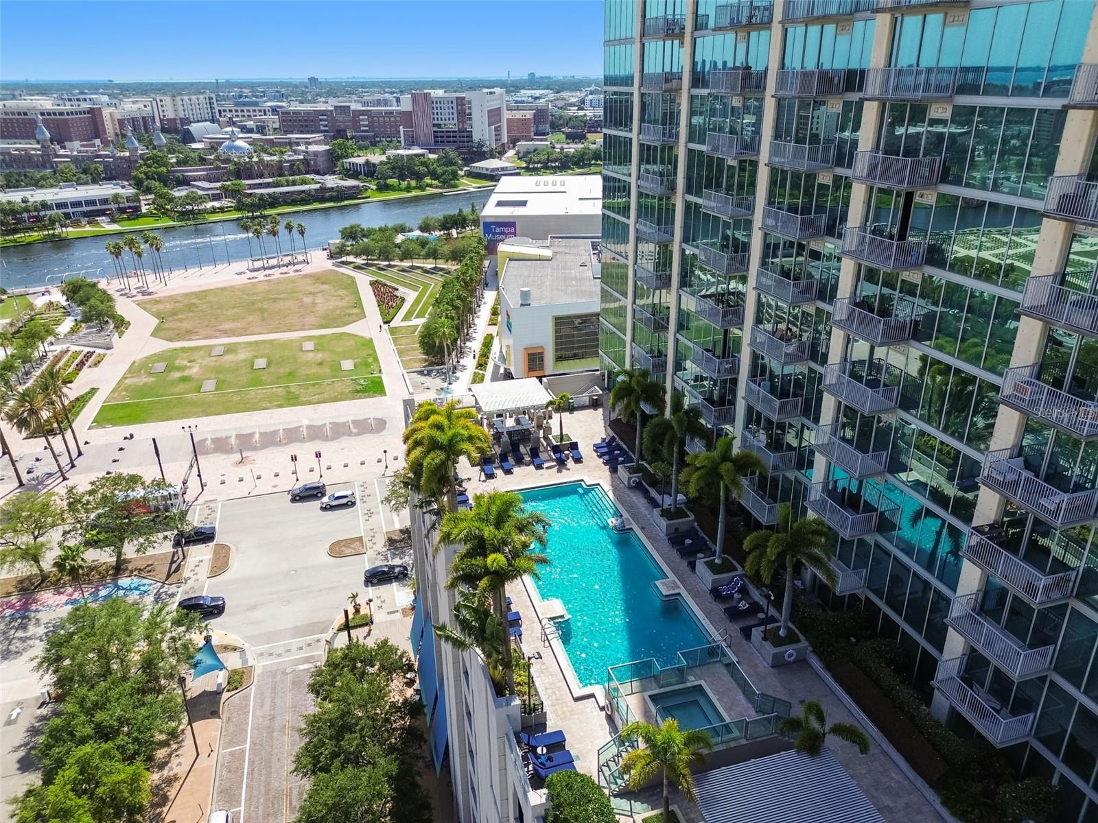 SKYPOINT A CONDO - Residential