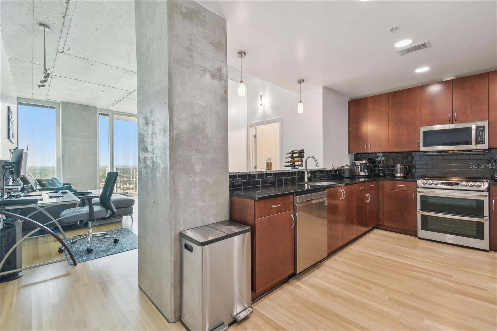 SKYPOINT A CONDO - Residential