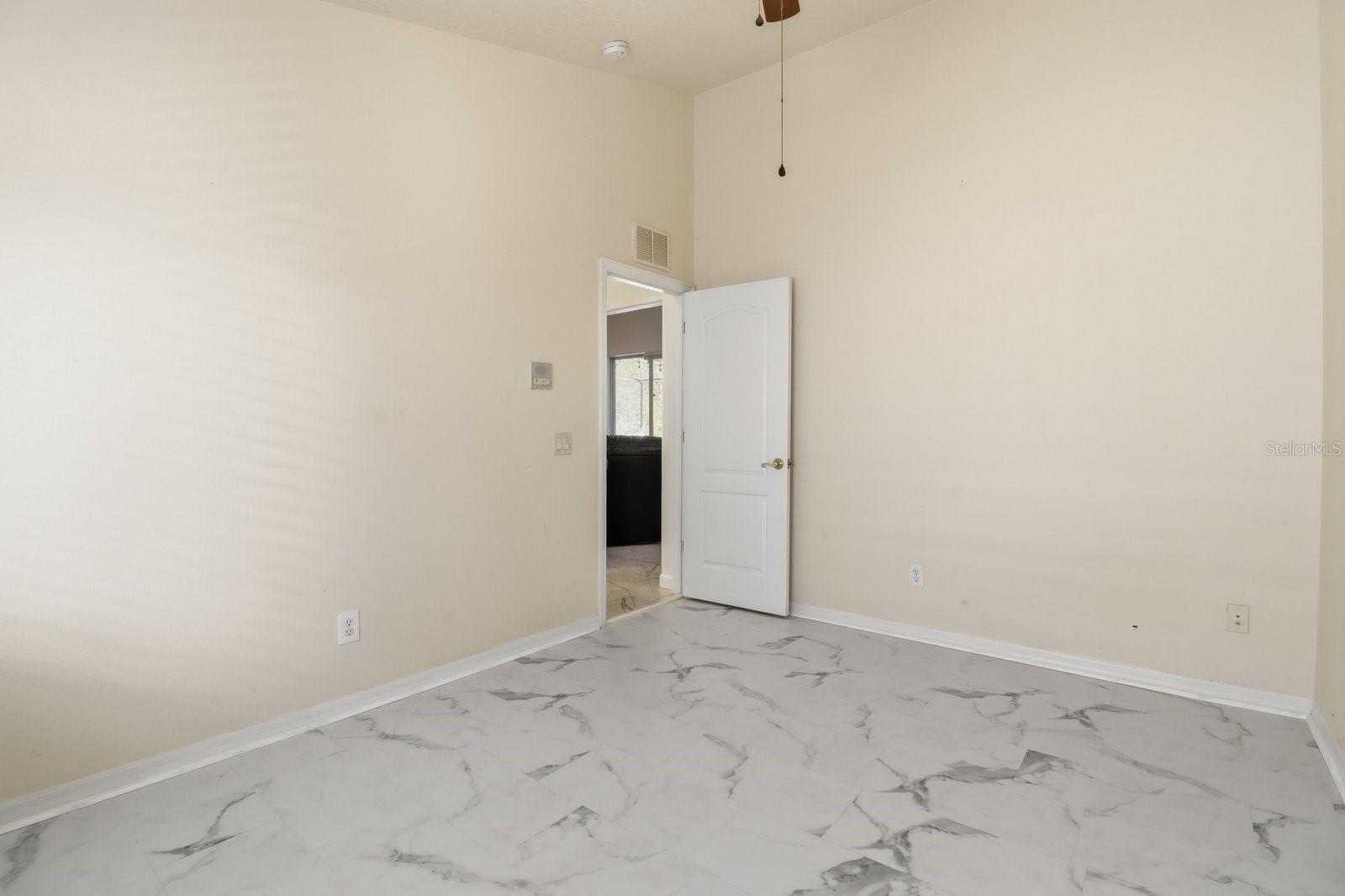 ROYAL HIGHLANDS - Residential