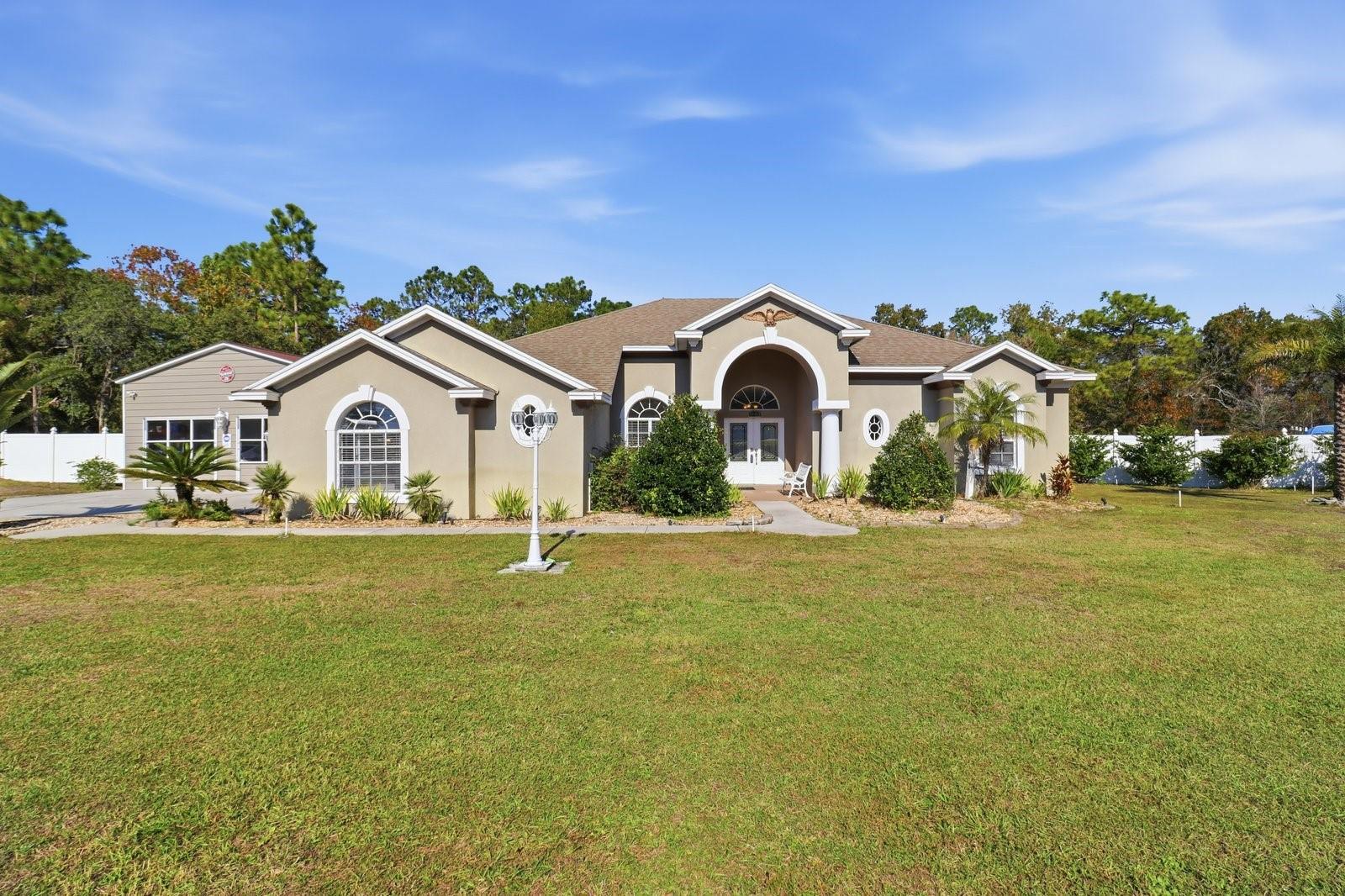 ROYAL HIGHLANDS - Residential