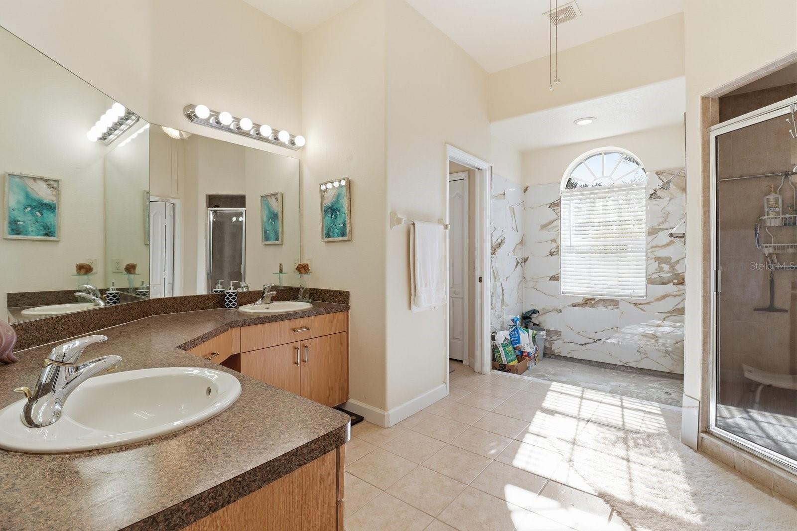 ROYAL HIGHLANDS - Residential