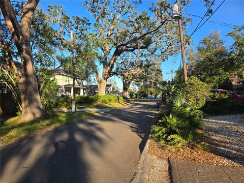 A home in TAMPA