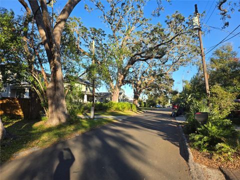 A home in TAMPA